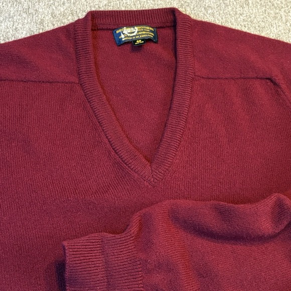 RARE Vintage Brooks BROTHERS Made in England Pure Lambswool V-Neck